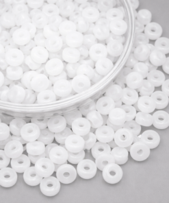 Mărgele Preciosa 10/0 cod 02090 alb lucios ambalaj angro, perlă, ideale pentru broderii mari și ateliere handmade.