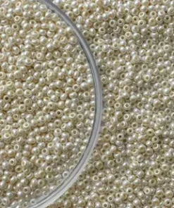 Mărgele Preciosa 10/0 cod 46112 bej lucios ambalaj angro, perlă, ideale pentru broderii mari și ateliere handmade.