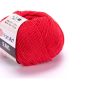 Fir YarnArt Jeans rosu 026, fin și ușor, ideal pentru amigurumi, haine de vară și accesorii handmade.