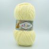 Fir Alize Softy Plus galben 013, gros și pufos, ideal pentru păturici, haine și jucării handmade.