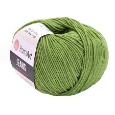 Fir YarnArt Jeans verde 069, fin și ușor, ideal pentru amigurumi, haine de vară și accesorii handmade.