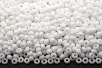 Mărgele Preciosa 10/0 cod 03050, ambalaj angro, mat lucios, ideale pentru broderii mari și ateliere handmade.