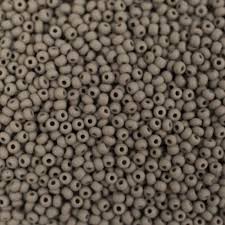 Mărgele Preciosa 10/0 cod 43020 sur lucios ambalaj angro, perlă, ideale pentru broderii mari și ateliere handmade.